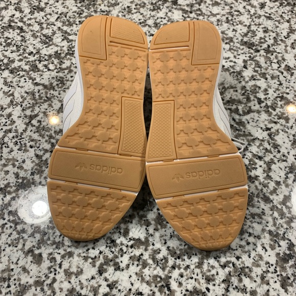 Adidas Swift Run Men's Size 9 - Picture 5 of 6